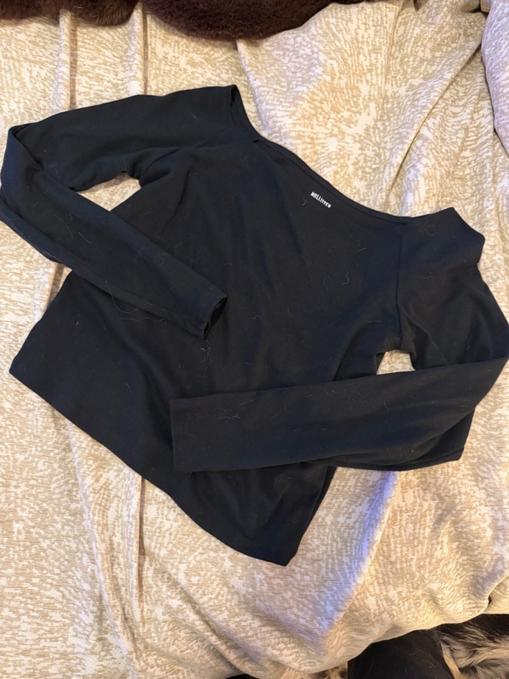 Hollister Black Long-Sleeve Off-the-Shoulder Top